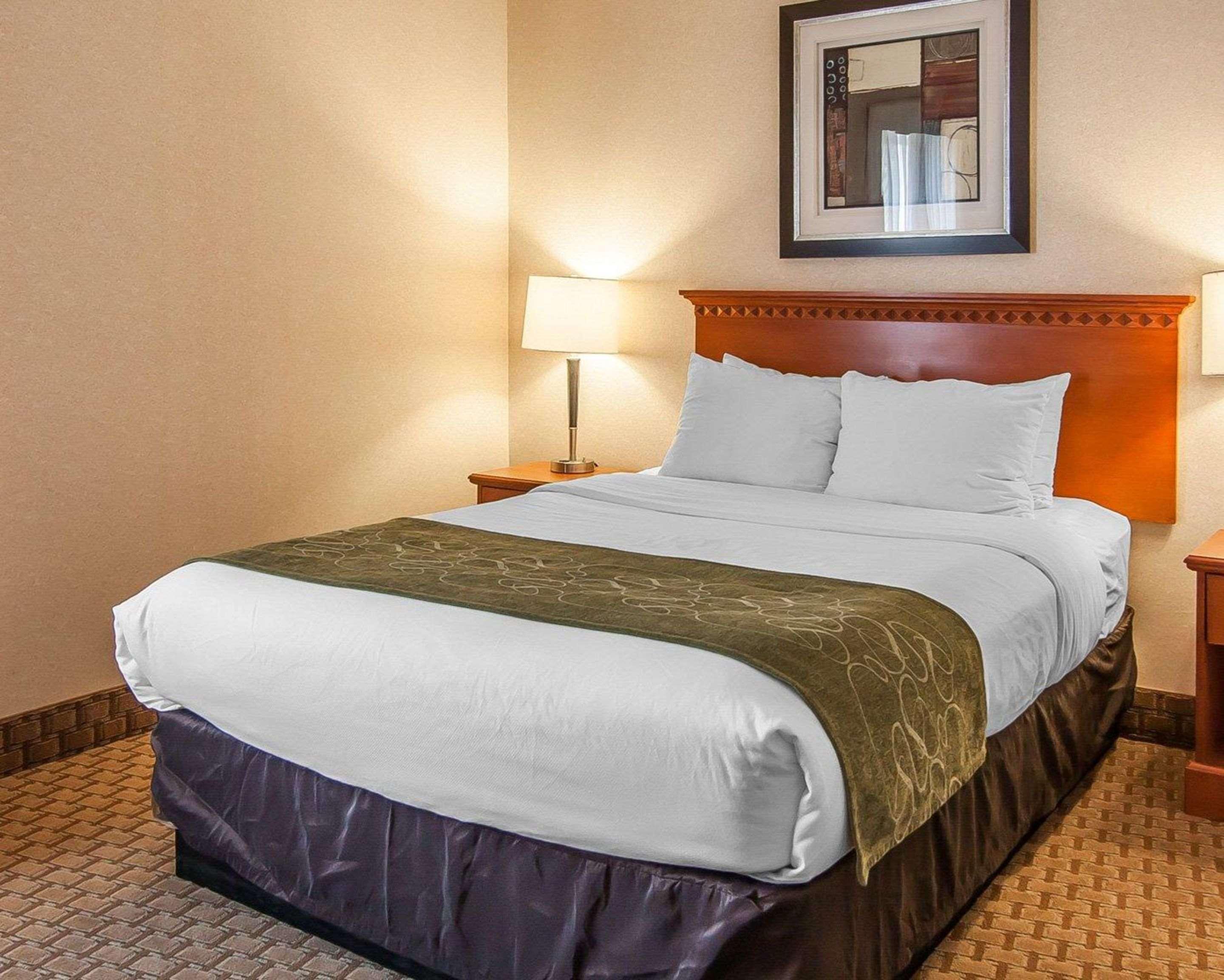 Comfort Suites Redmond Airport Екстер'єр фото