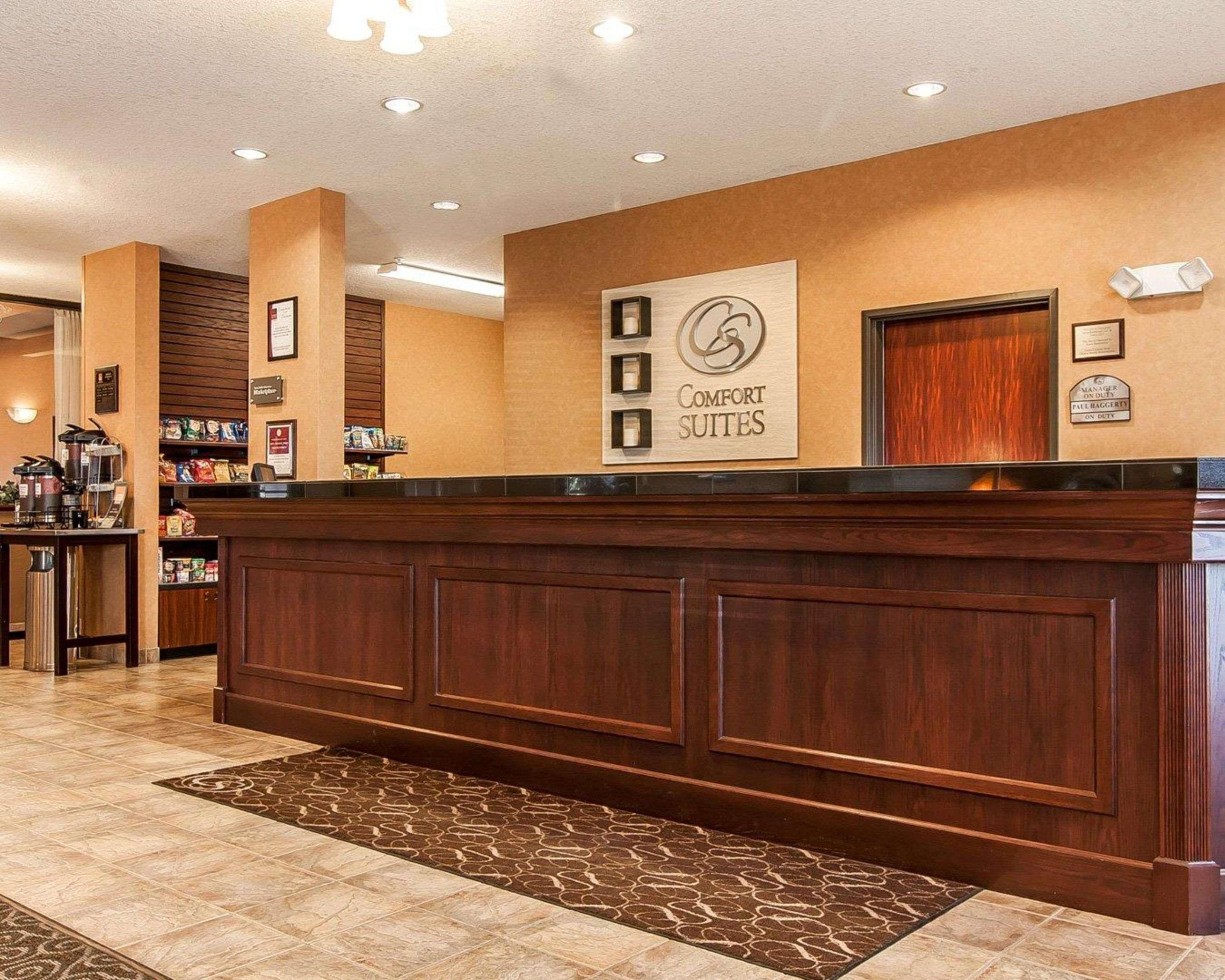 Comfort Suites Redmond Airport Екстер'єр фото