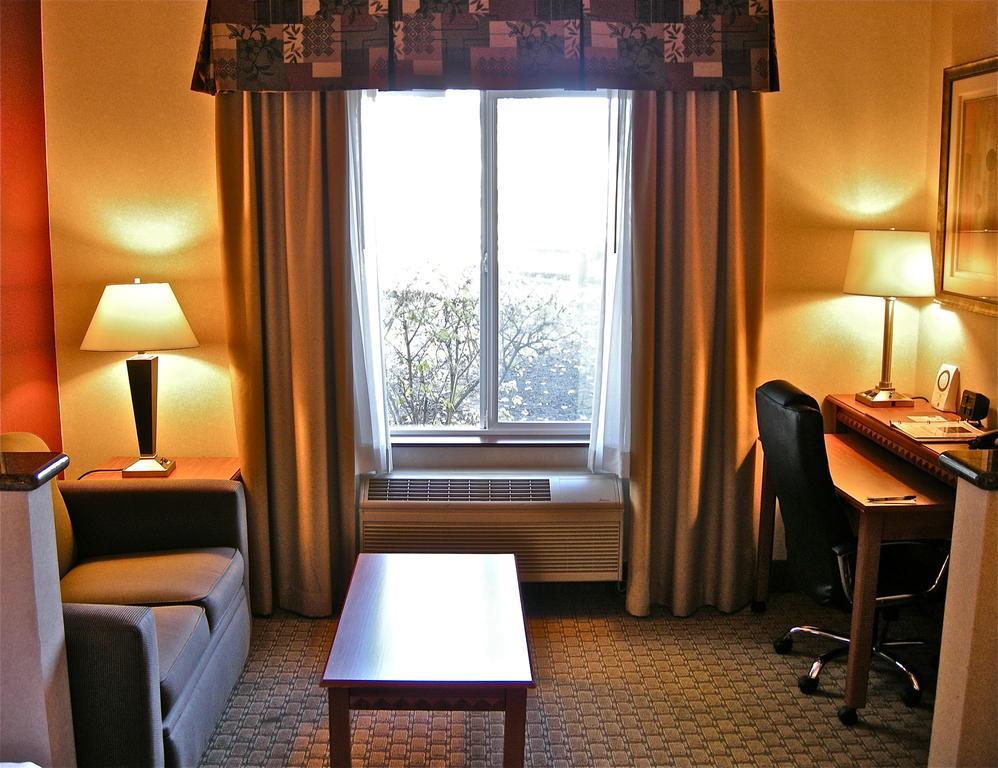 Comfort Suites Redmond Airport Екстер'єр фото