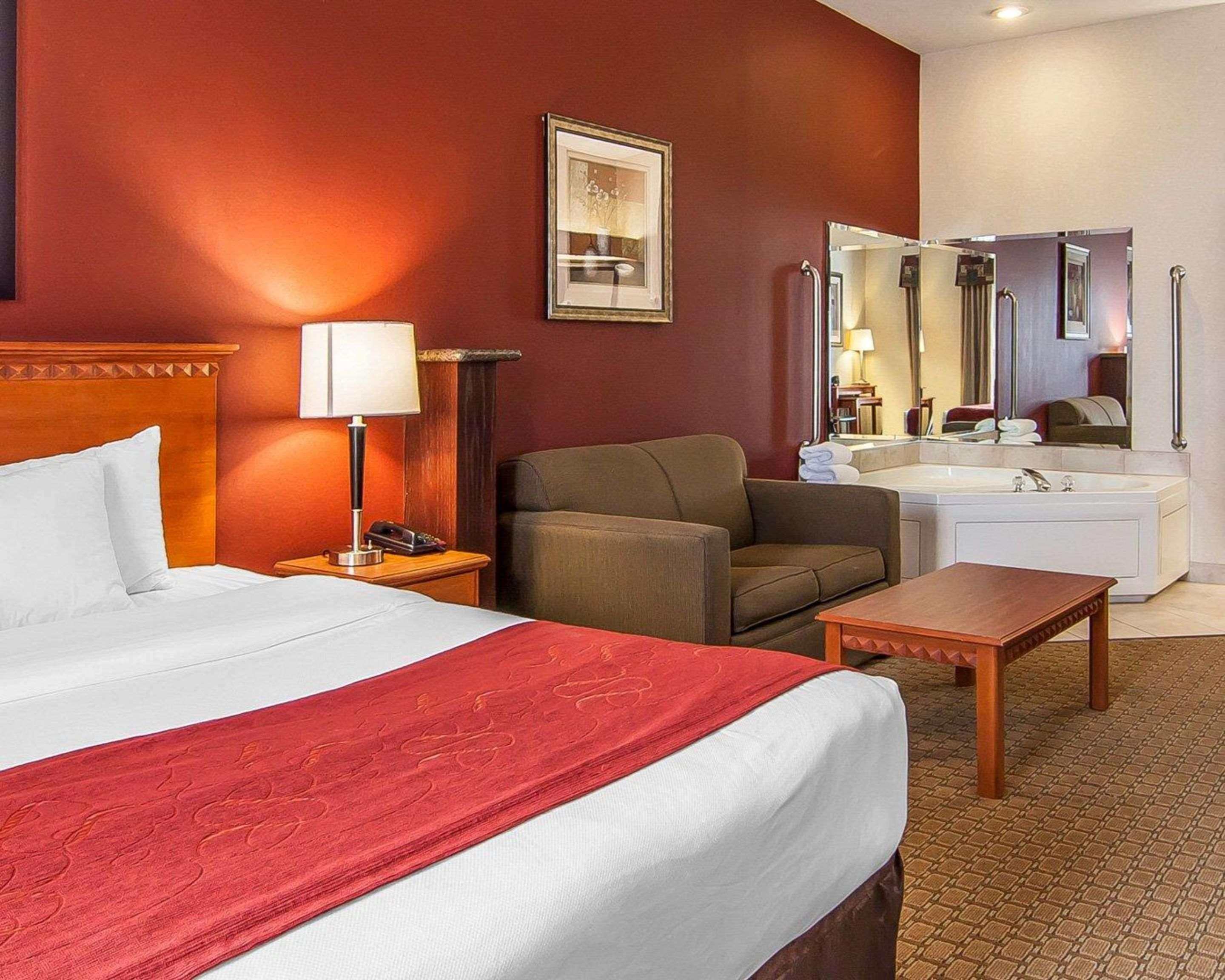 Comfort Suites Redmond Airport Екстер'єр фото